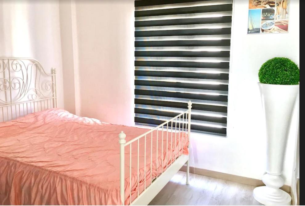 ולנסיה Oyo Guest House Duc De Gaeta מראה חיצוני תמונה