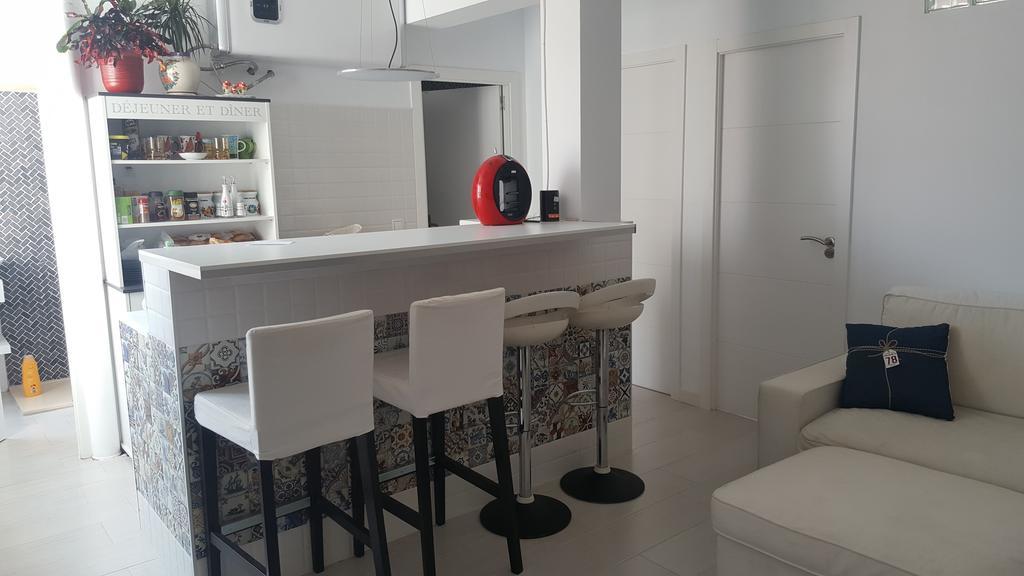 ולנסיה Oyo Guest House Duc De Gaeta מראה חיצוני תמונה